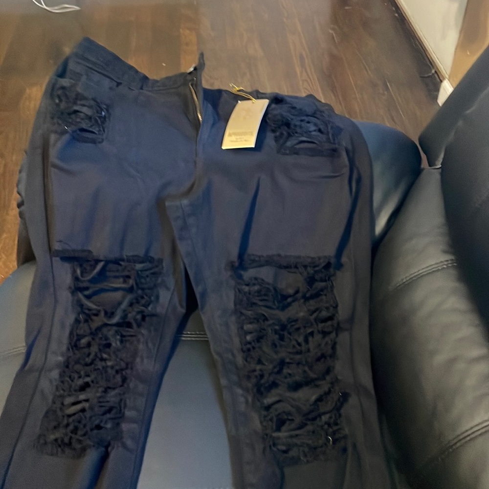 Stylish black jeans with great stretch size 15
